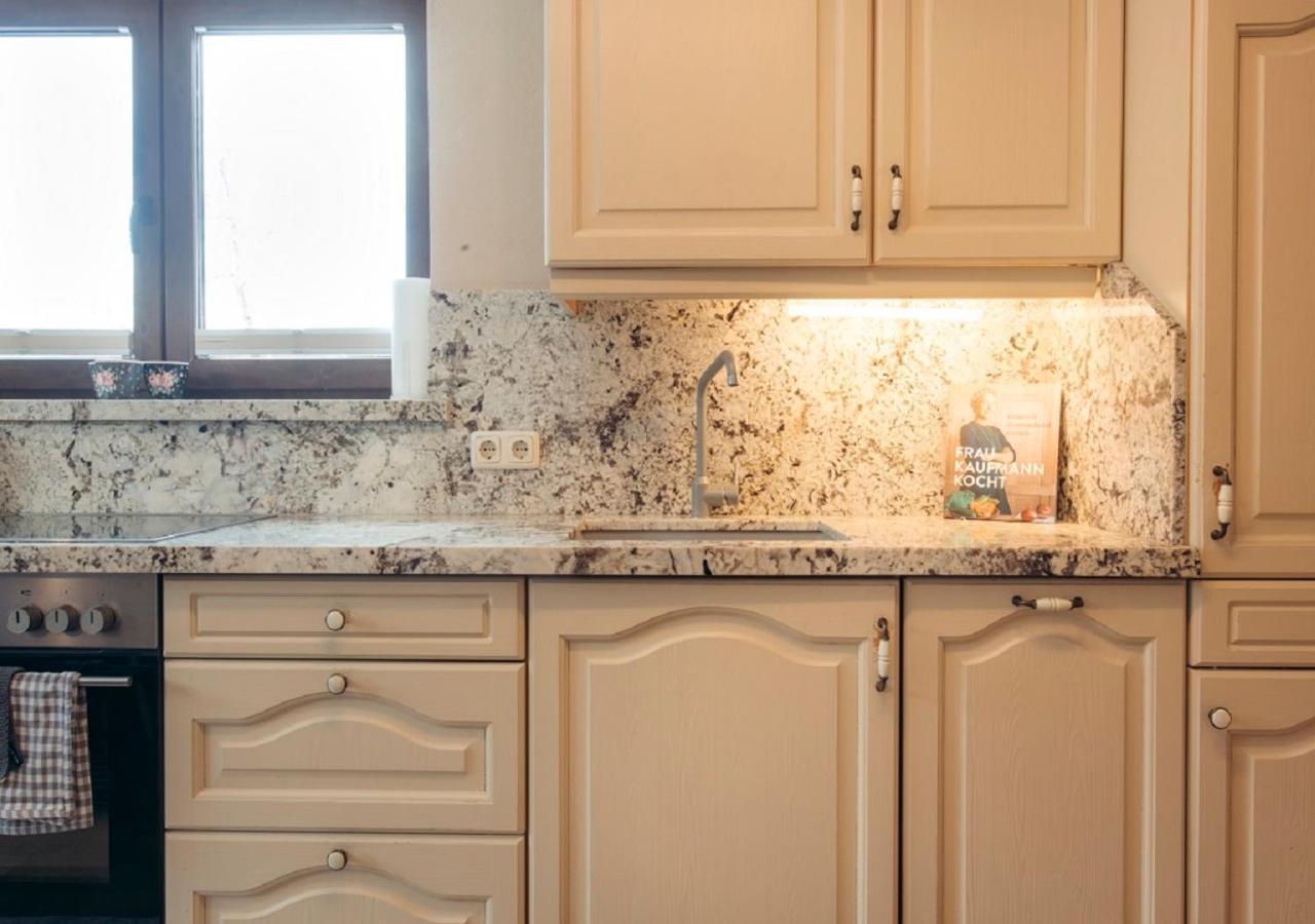 Appartement Aschbach คิทซ์บือห์ ภายนอก รูปภาพ
